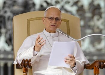 León XIV se reunirá con las víctimas de abusos durante su viaje a Latinoamérica