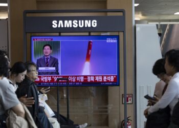 Corea del Norte lanza varios misiles balísticos al mar de Japón, según Seúl y Tokio