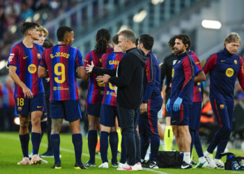Hansi Flick repite convocatoria para el partido del Barça contra el Galatasaray