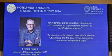 El Nobel de Física premia al belga Francis Halzen por sus descubrimientos sobre neutrinos