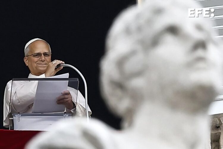 Imagen del papa este domingo durante el rezo del ángelus. EFE/EPA/ANGELO CARCONI