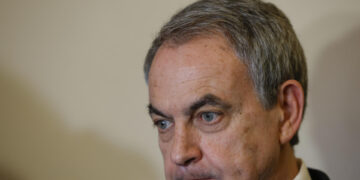 La Fiscalía propone investigar a Zapatero por malversación por las joyas ocultas en su despacho