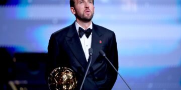 Kane se corona con el Balón de Oro