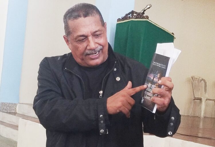 Abogado Marcos Montilla, autor del libro