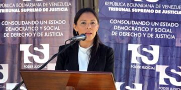 Exmagistrada del TSJ denuncia coacción para firmar inhabilitación de María Corina Machado