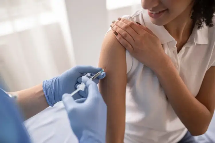 Vacunas contra la fiebre amarilla | Foto: Freepik