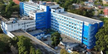 Trujillo | 51 estudiantes recibieron atención médica tras reportar síntomas de presunta intoxicación en dos instituciones educativas 
