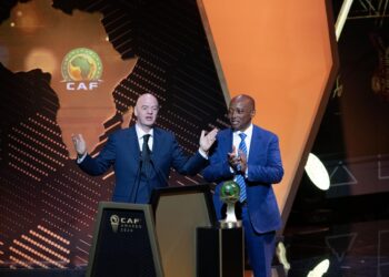 El fútbol africano muestra su apoyo a Infantino