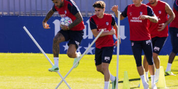 Simeone, con todos disponibles en el último entrenamiento antes del United