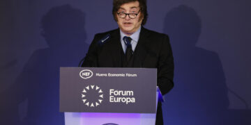 Milei: las Malvinas son argentinas y no creemos en soluciones bélicas para recuperarlas