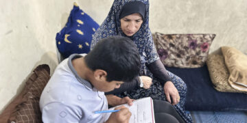 «Ya no son nuestros niños»: tres años de guerra sumen en el trauma a la infancia en Gaza