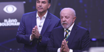 Brasil, partido en dos: dónde puede remontar Lula y qué le falta a Flávio Bolsonaro